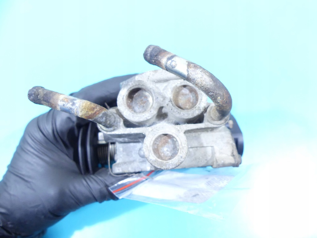 фото №6, Дроссельная заслонка mitsubishi carisma 1.6 16v