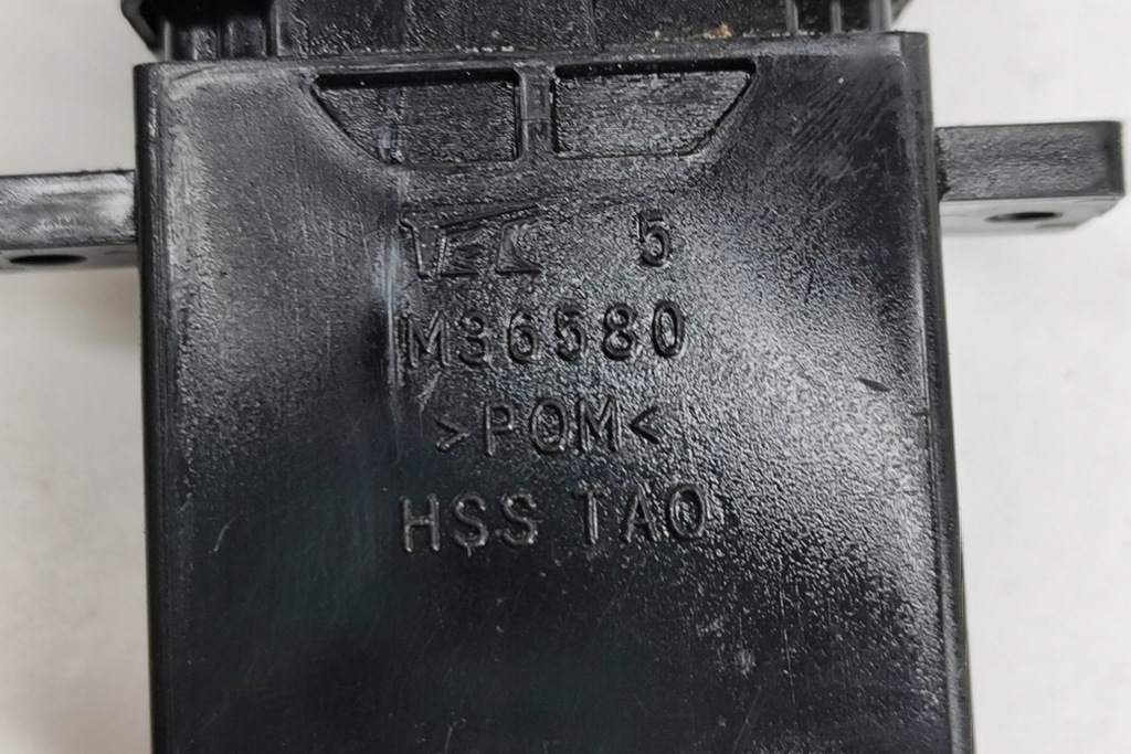 фото №8, Honda cr-v mk4 лівий перемикач обігріву сидіння 35650-t0a-a01 2015 238