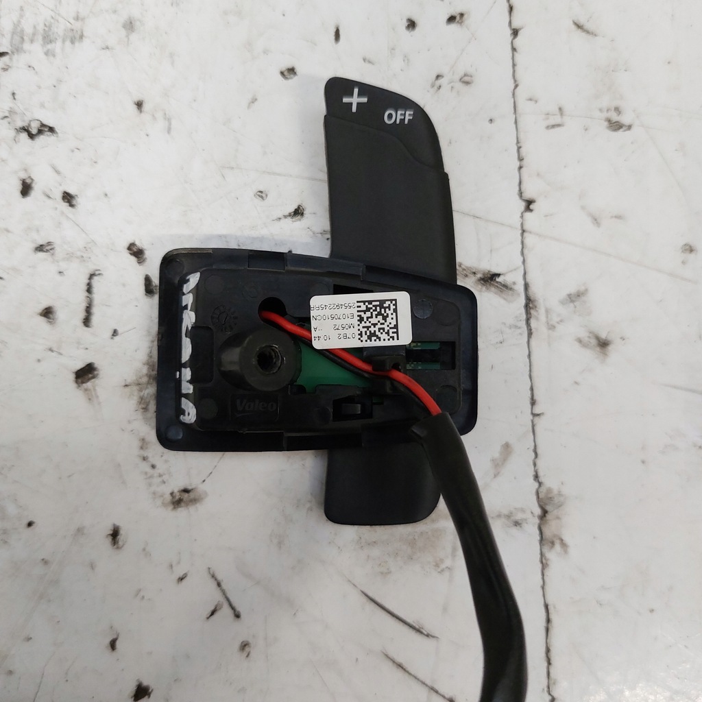 фото №10, Renault arkana рычаг pad руля правая e1070510cn 255492245rr