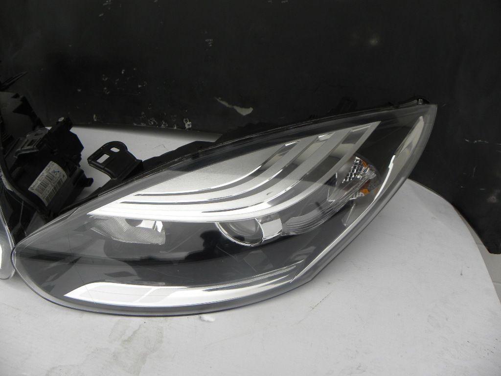 фото №11, Renault megane iii lift 2015 rok капот, лампи