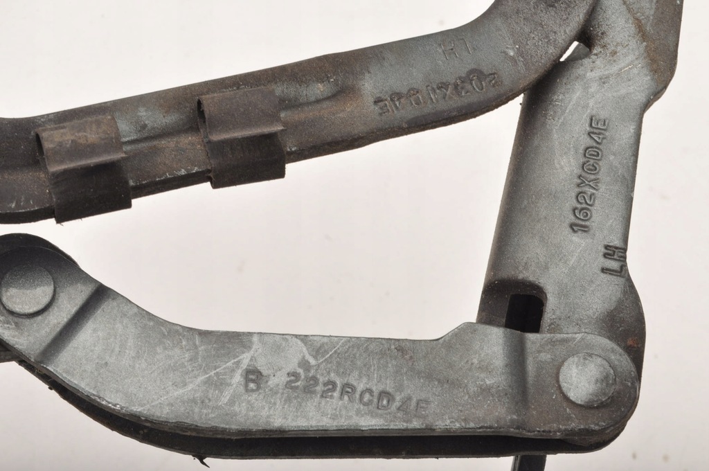 фото №6, Aston martin db9 петля капот левый 223yra4e