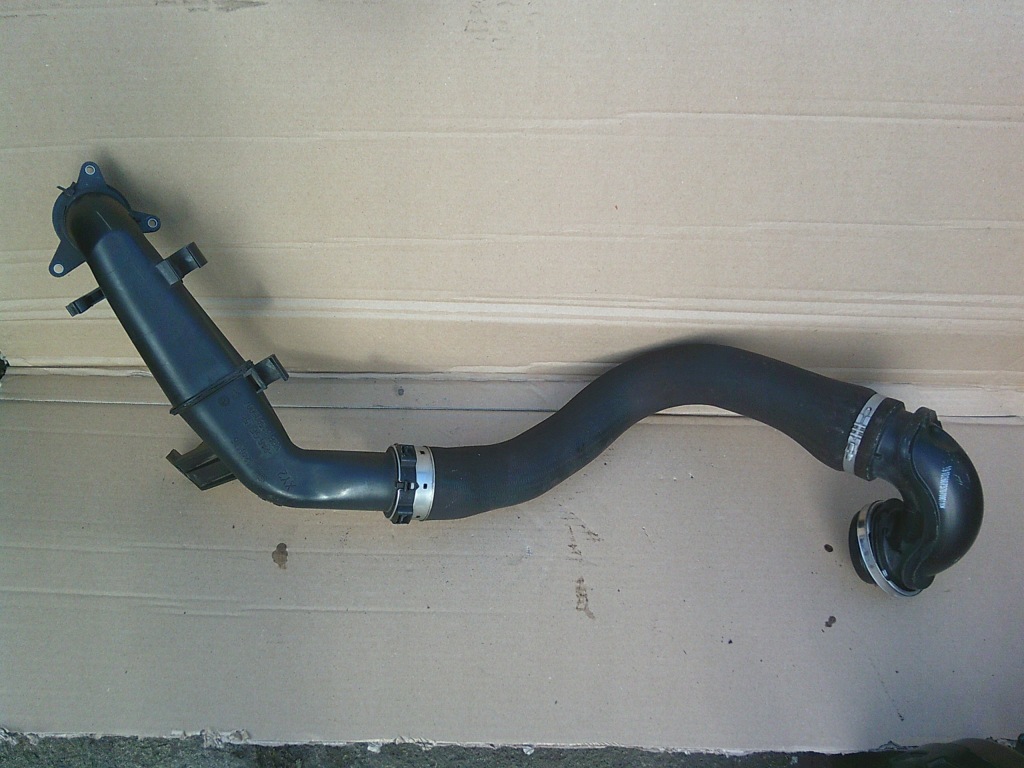 Купить Труба воздуха opel insignia a 2.0 cdti 13240176