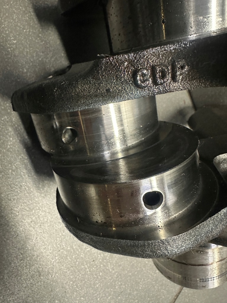 Wał коленчатый номинал вкладыши vw touareg 3.0 tdi cnr 059101bh Доставка