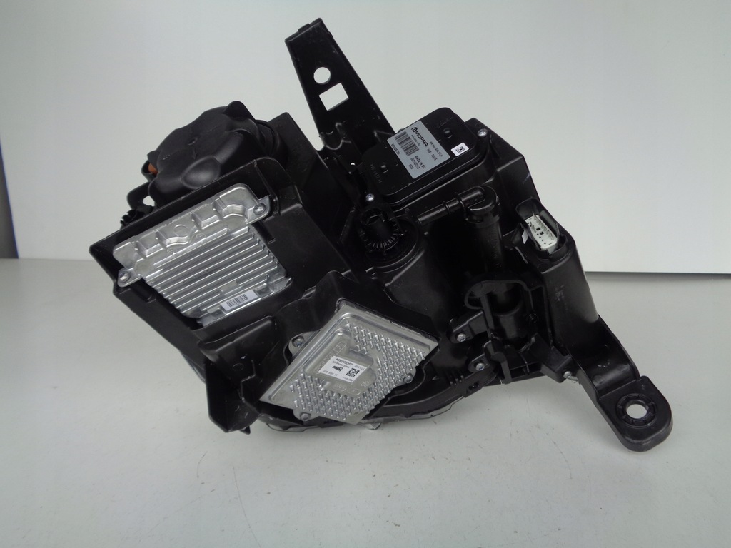 фото №9, Лампа левая jeep grand cherokee wk2 13- ксенон led