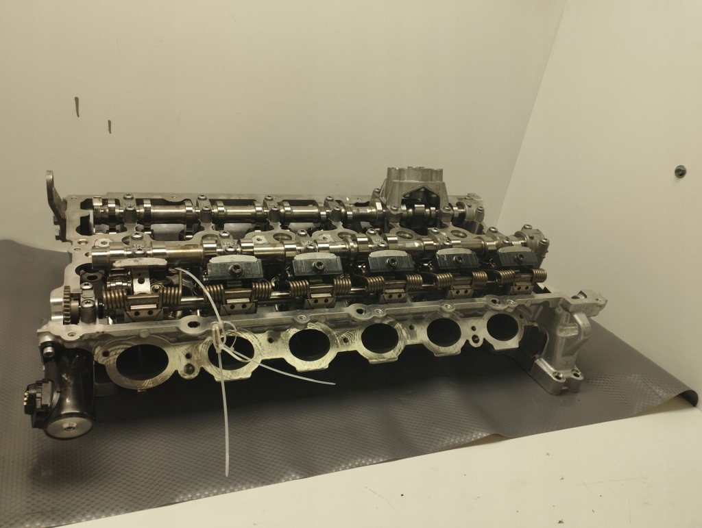 фото №8, Bmw оригинальный номер 1' f20 340i головка валы b58b30a 7644266