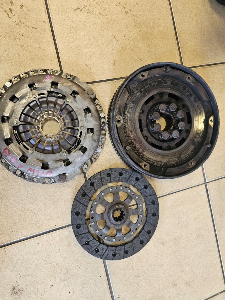 фото №1, Зчеплення диск притиск комплект bmw e46 1.9b eu