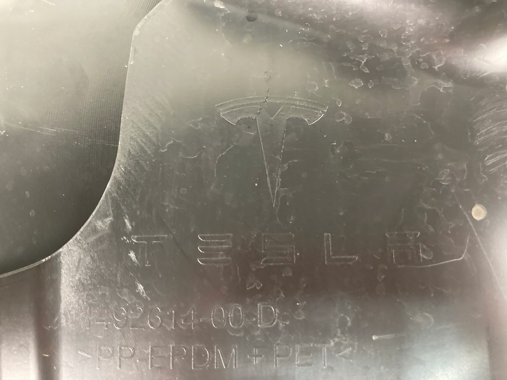 фото №5, Підкрилок праве передні tesla y