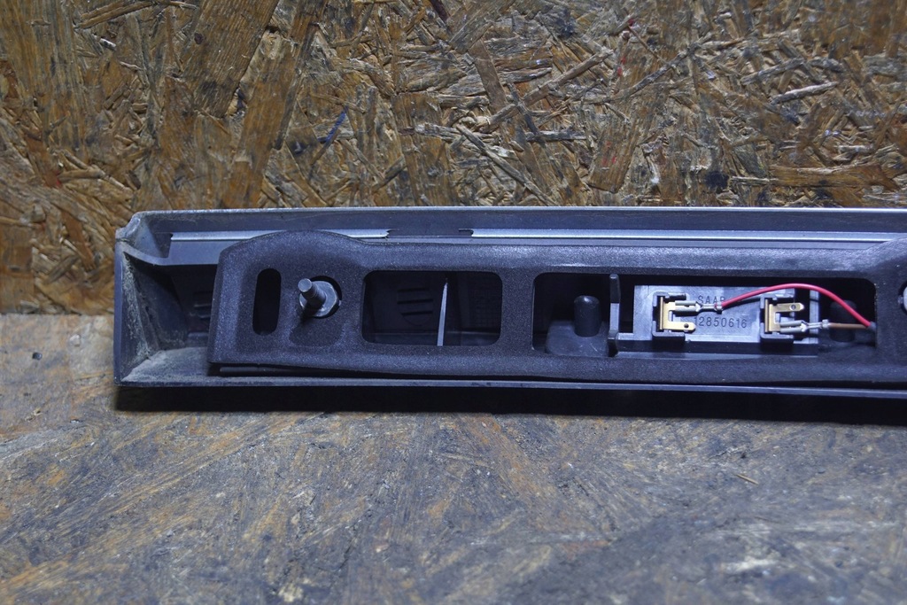 фото №12, Saab 9-3 ver2 накладка кришки задня 12850616 b281