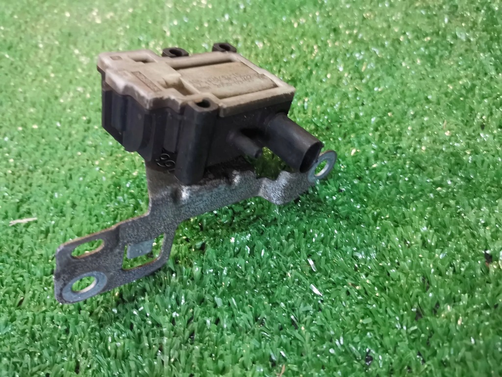 фото №3, Привод крышка заливной mini r55 clubman 2757022