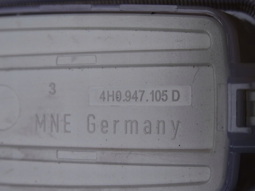 фото №7, Audi a1 82a gb rsq3 q3 8u лампа освещение потолочный led 4h0947105d