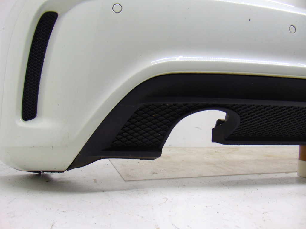 Бампер задні задній mercedes a-klasa w176 amg колір 650 білий Доставка