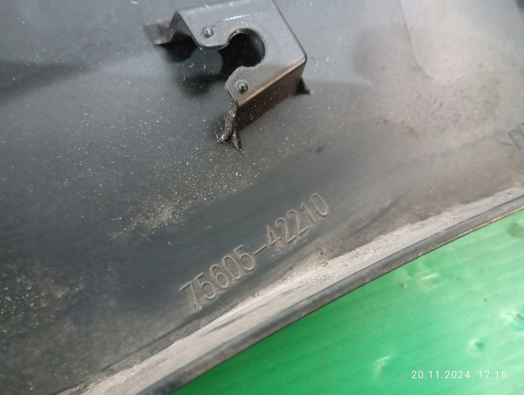 фото №9, Молдинг na крила правий задня toyota bz4x ev 21- 75605-42210