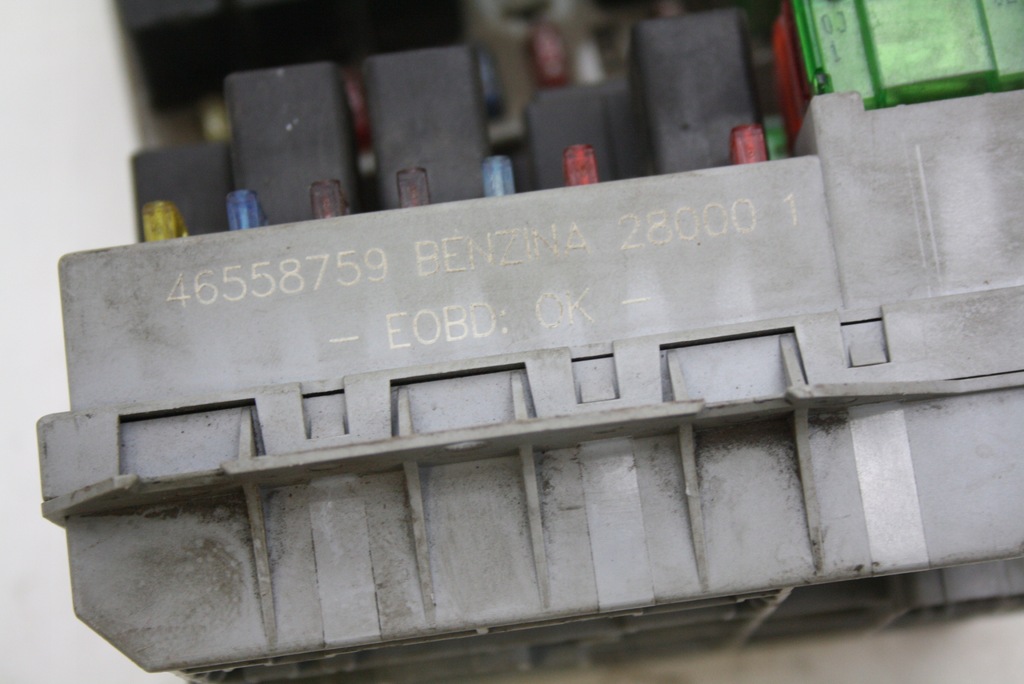 фото №11, Коробка предохранителей alfa romeo 147 бензин 46558759