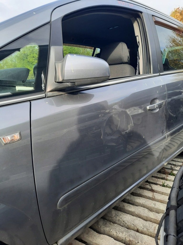 фото №1, Opel zafira b двері лівий перед z155