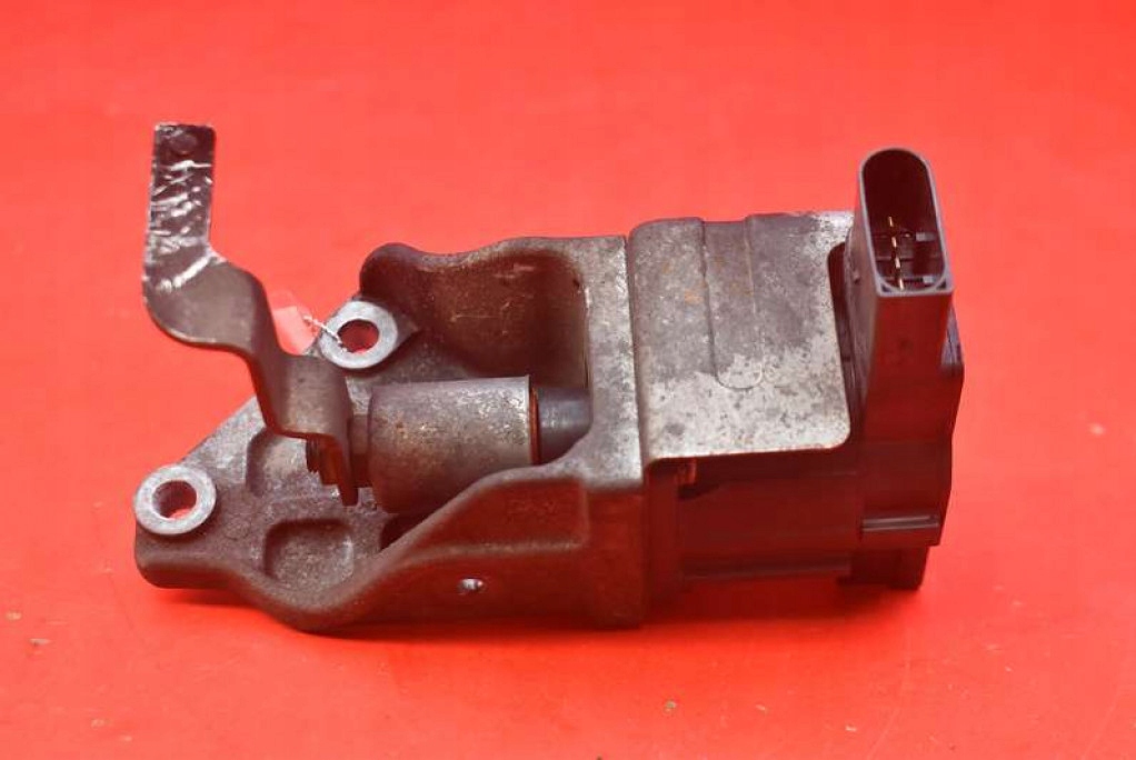 Регулятор турбіни k006t50172 bmw e90 e91 2.0 d 177 km 04-10 в Україні