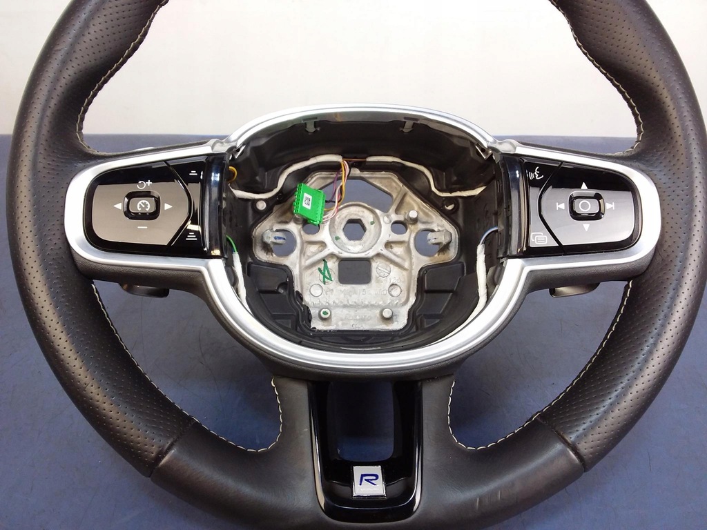 фото №3, Volvo xc60 ii повітропровід шкіряний r-design