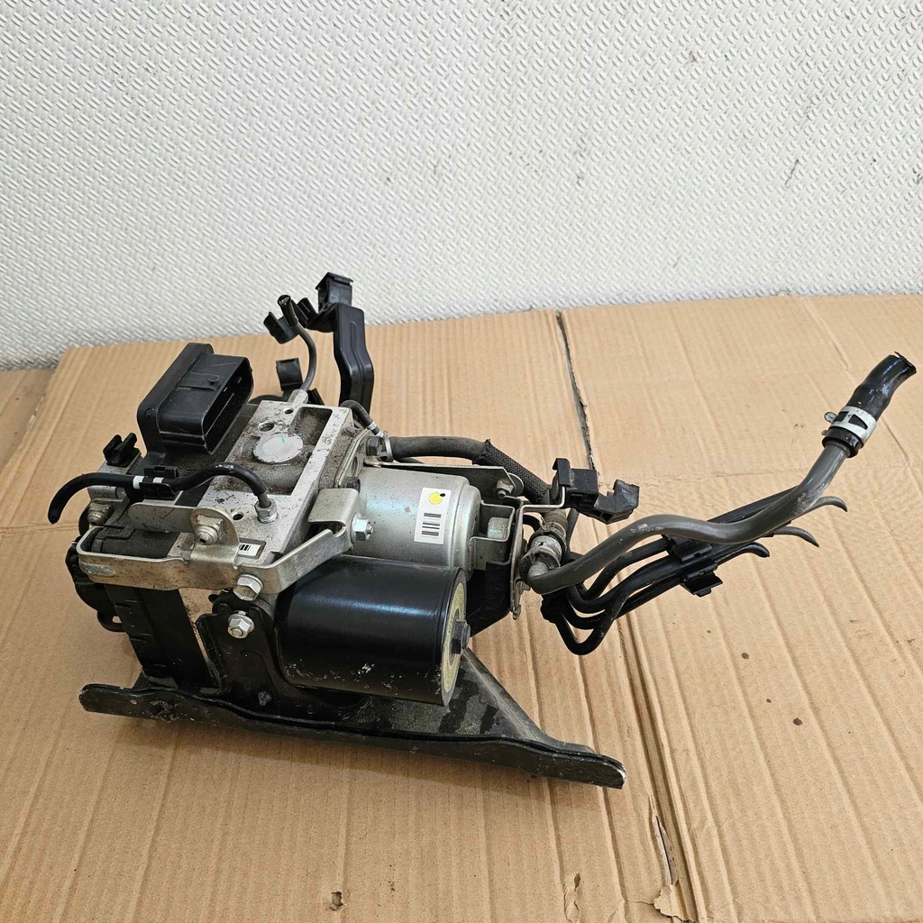 фото №6, Toyota prius ii 2 блок управления насос abs