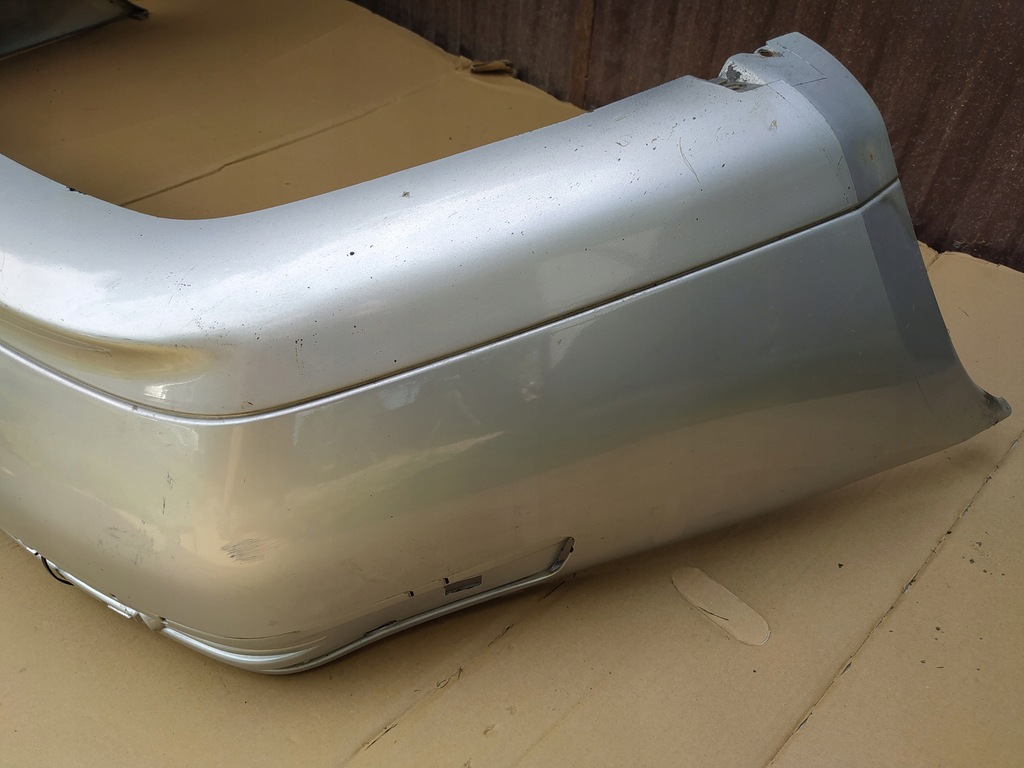 фото №6, Бампер задняя задний - mitsubishi carisma