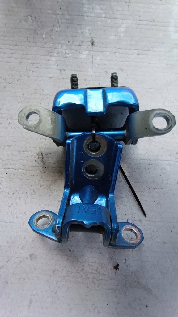 фото №2, Петли дверь задняя левый nissan qashqai ii j11