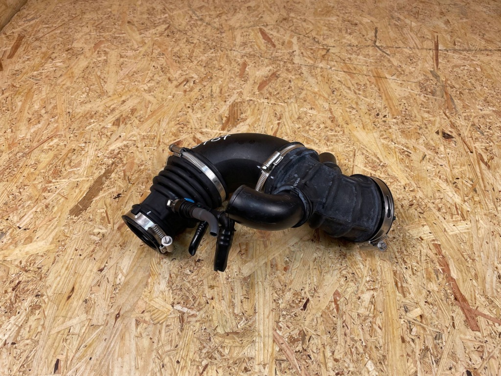 Купити Впуск труба шланг повітря mg hs ehs 1.5t 10428617 10297049 2020-