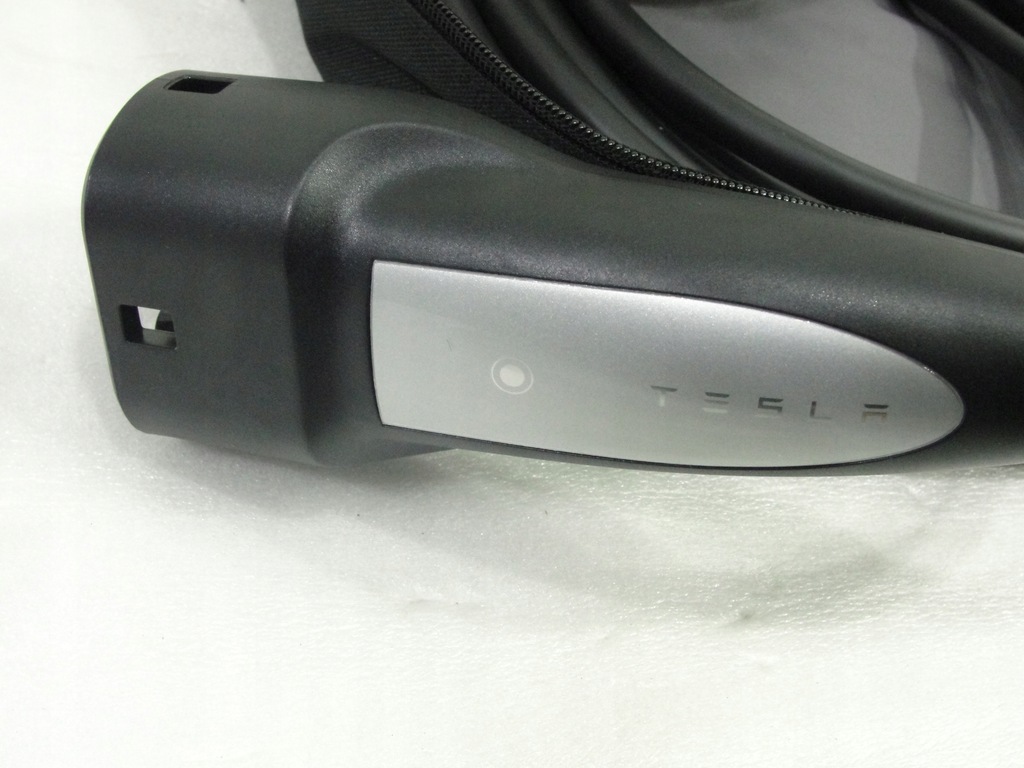 фото №7, Nowa зарядное устройство автомобиля электрический tesla y с 2022r 1121254-00-g