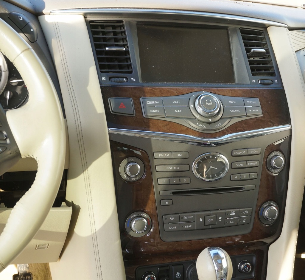 фото №2, Панель радио кондиционера infiniti qx80