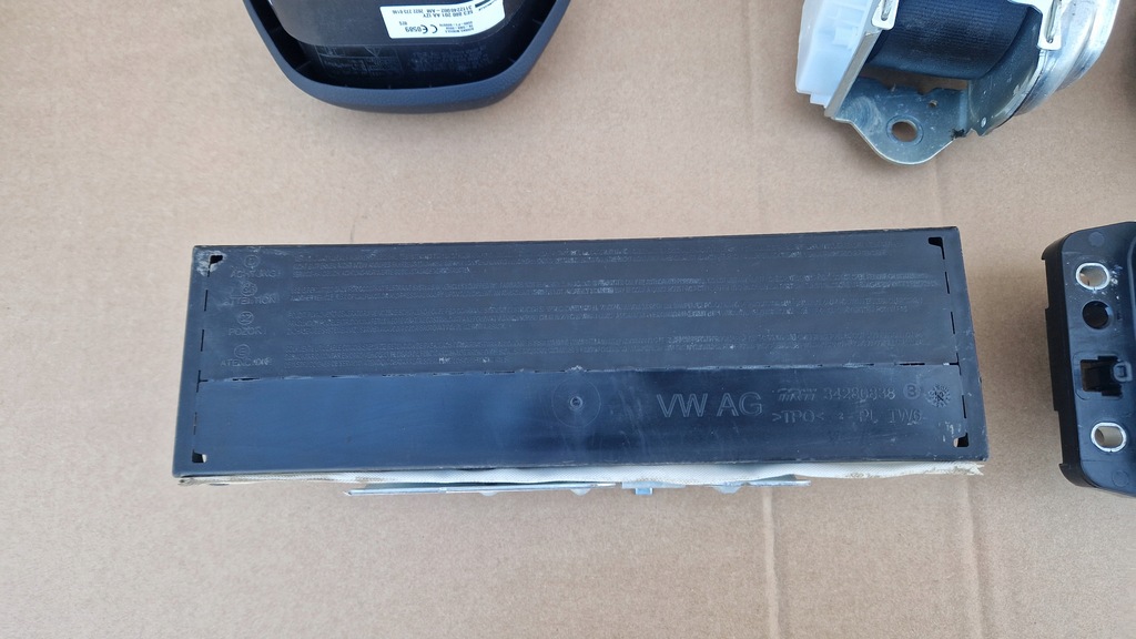 фото №5, Подушки безопасности ремни skoda octavia iv 4 оригинал ideał комплект