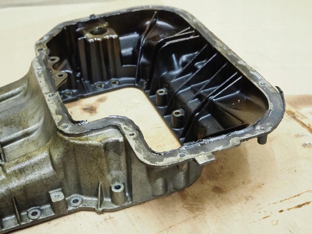 W210 3.2 v6 поддон масляная верхний 1120140502 Недорого