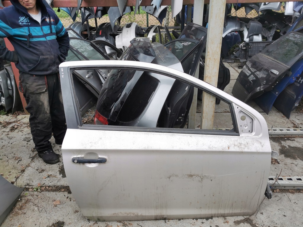 фото №1, Дверь правый перед правое передние hyundai i20 3d