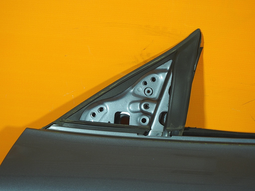 Audi a5 8t двері перед передні ліва lx7r 14km в Україні