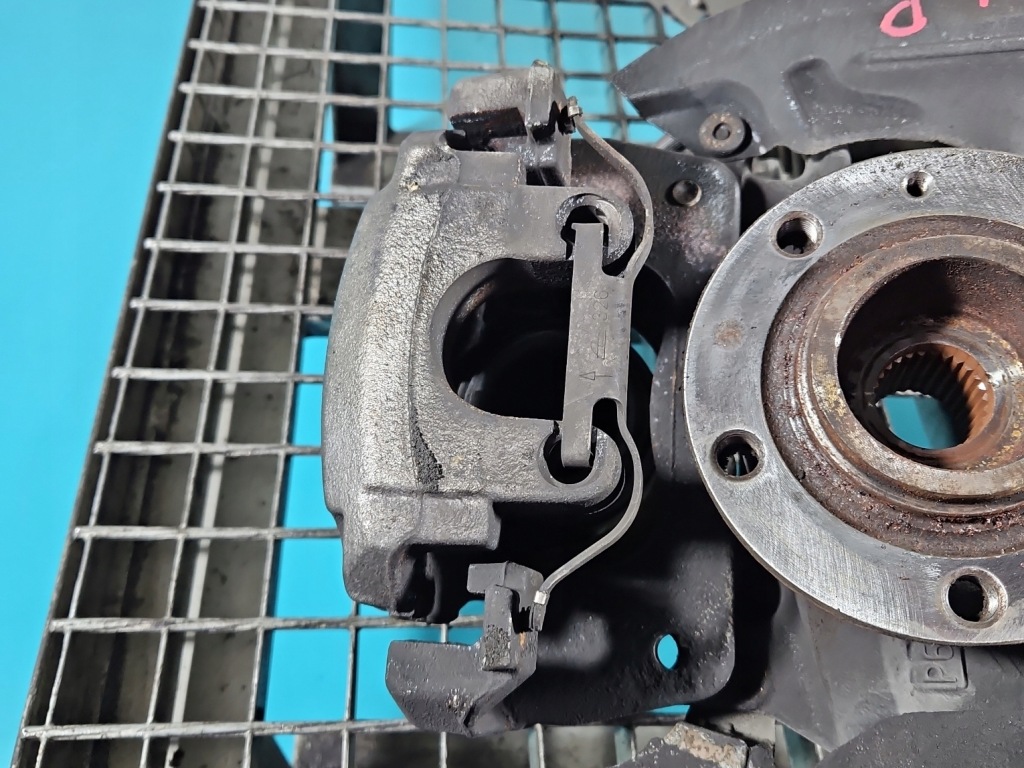 Купити Супорт перед ліва peugeot 508 2 18- 1.5 hdi