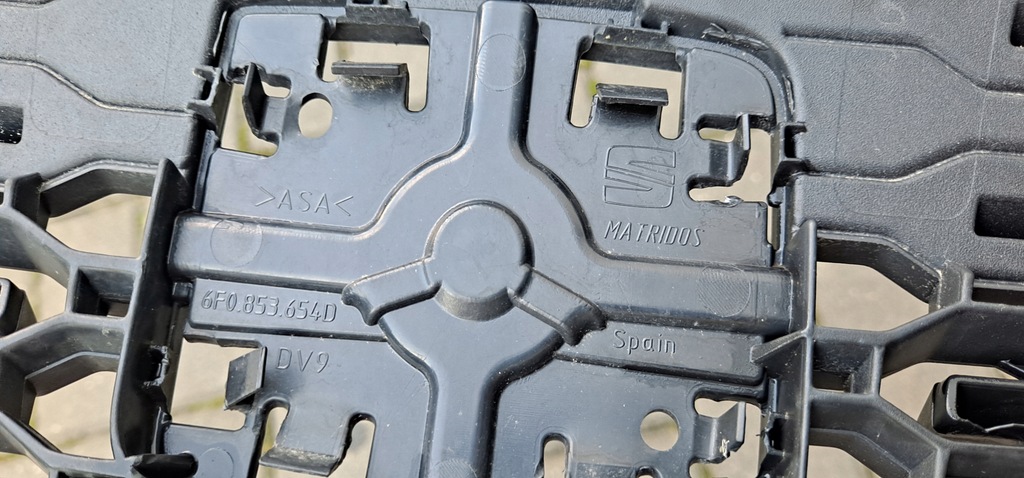 фото №9, Seat ibiza v 6f0 решётка радиатора решётка радиатора