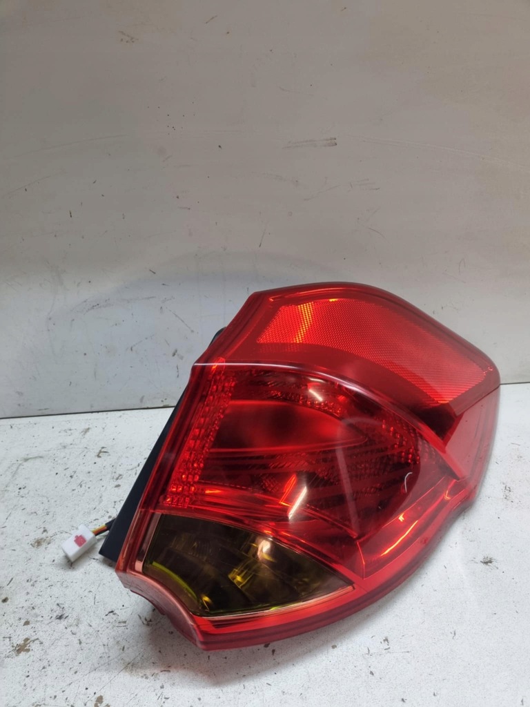 фото №1, Лампа права задня задня kia ceed ii 12-18 хетчбек eu 92402-a20