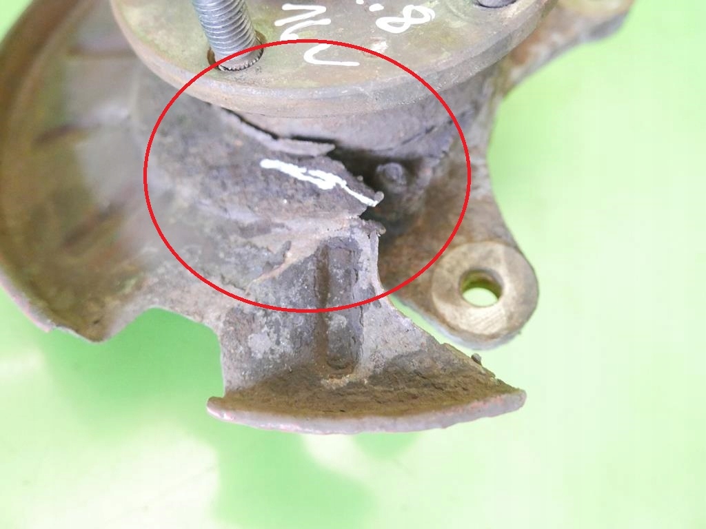 фото №7, Поворотный кулак правая перед land rover freelander i 97-