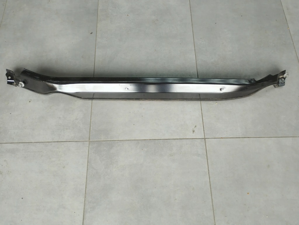 фото №1, Audi a3 8v жёлоб жабо 8v0806239