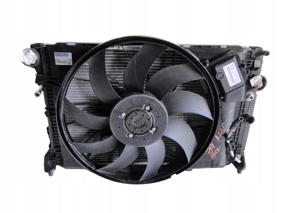 фото №1, Mercedes cla 117 вентилятор вентилятор 850w 45 amg