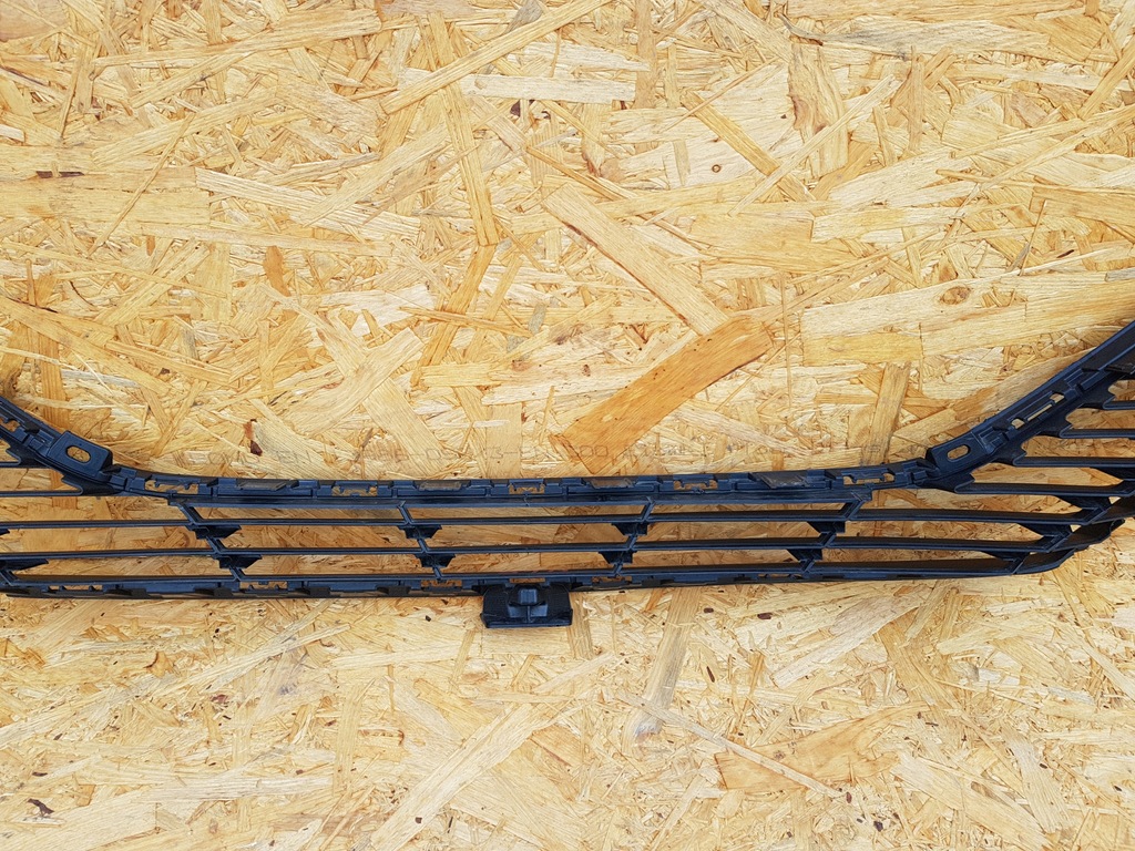 фото №10, Peugeot 208 ii 19- решётка средняя решётка радиатора решётка радиатора бампера перед 9823209880