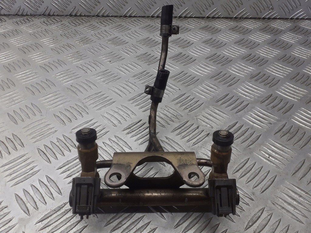 фото №1, Молдинг впрыскная subaru forester 2.5