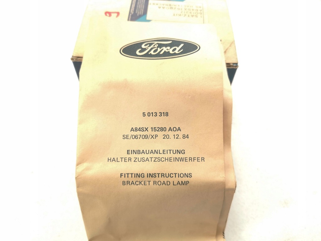 фото №8, Кронштейн противотуманных фар перед ford granada scorpio mk3