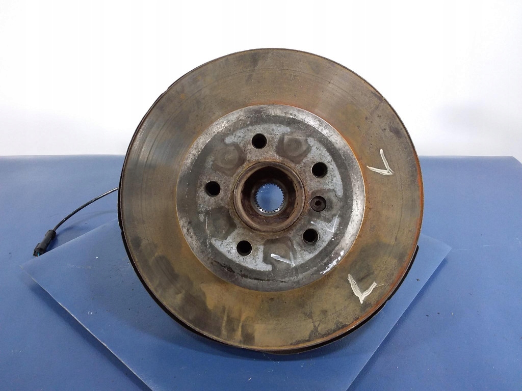 фото №1, Bmw 7 f01 f02 f07 поворотный кулак задняя задняя левая ступица 6775853