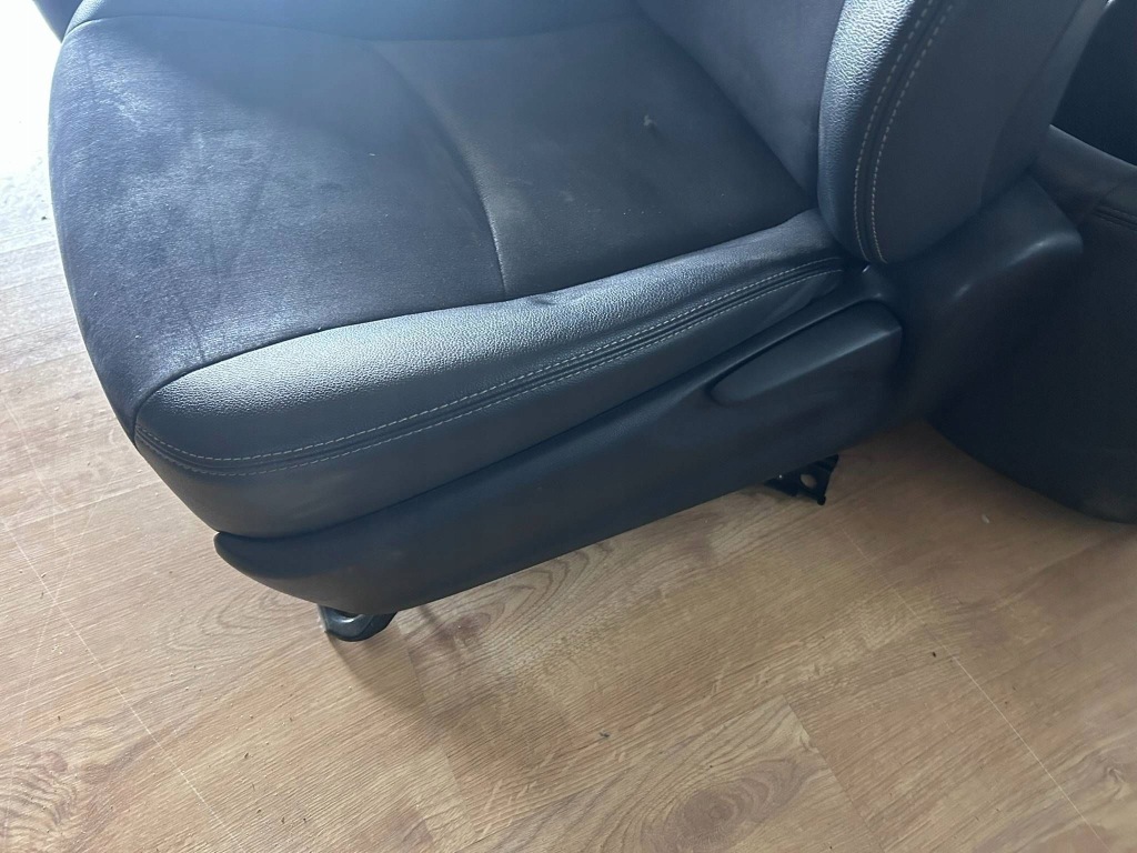 Prius iii lift сидіння заднє сидіння сидіння спинка комплект pół шкіра anglik uk в Україні