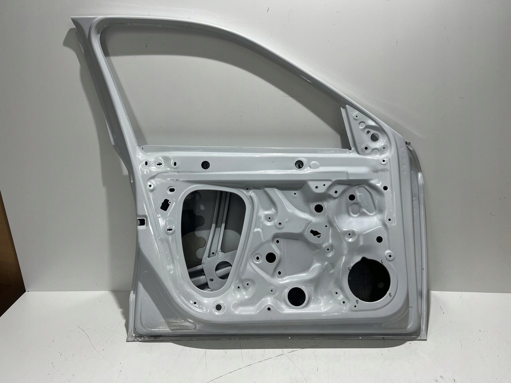 фото №11, Дверь левая передние перед skoda scala