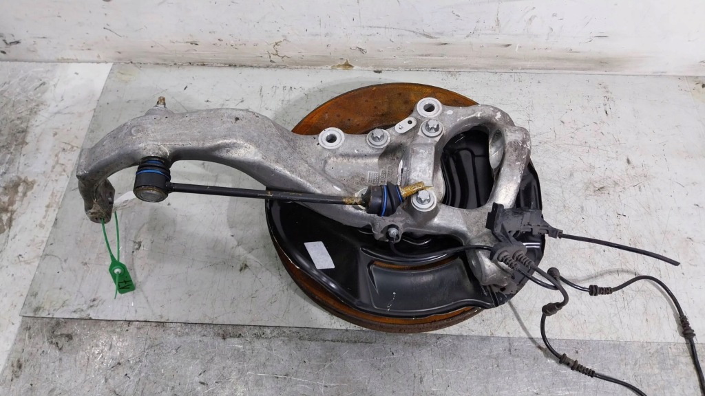 фото №1, Поворотный кулак ступица правый перед a2222001 mercedes s-klasa w222