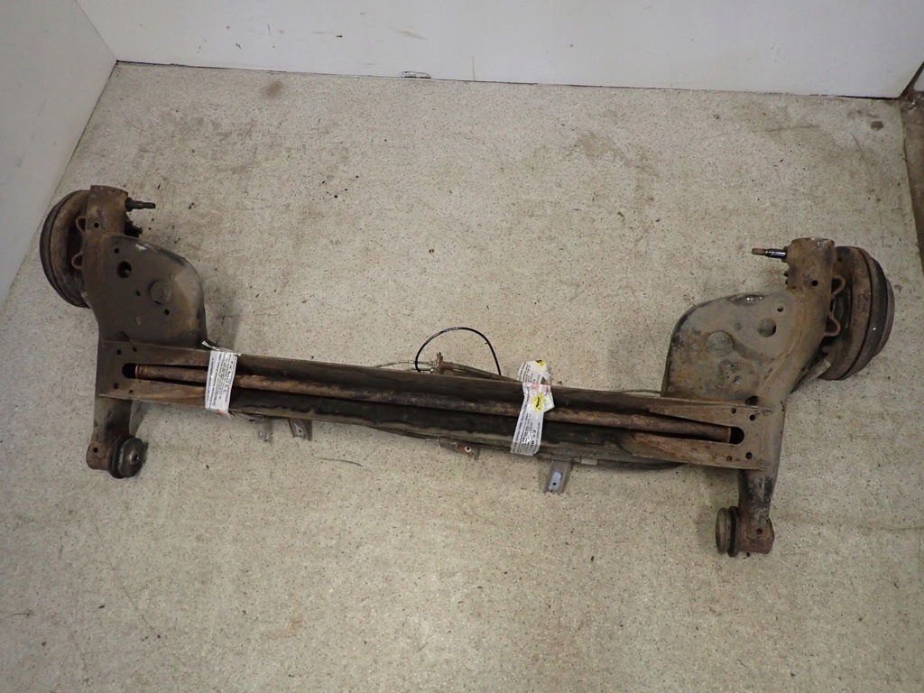 фото №8, Suzuki splash 09- балка подвеска задняя