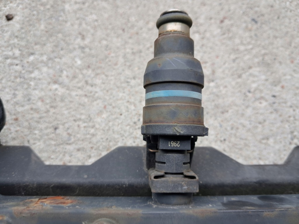 Молдинг упорскування форсунки регулятор тиску джгут bmw e36 316i 318i m40 Київ