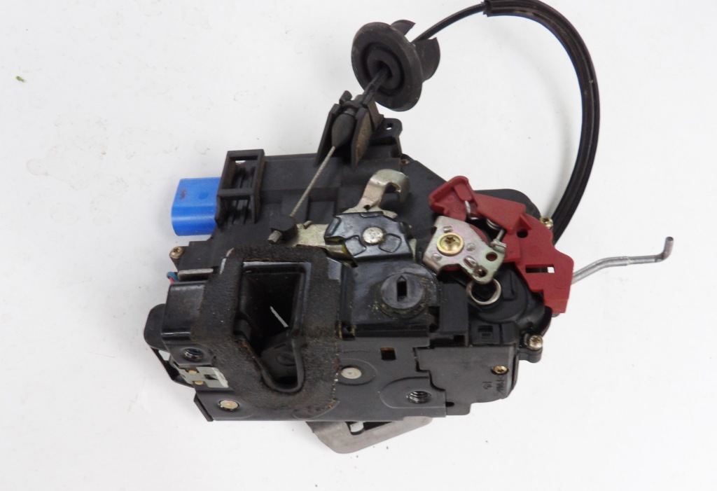 фото №3, Audi a8 d3 замок дверь правый задняя