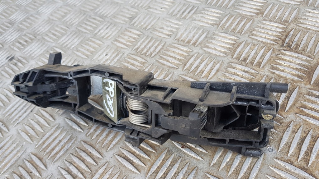 фото №11, Mercedes w203 ручка права перед