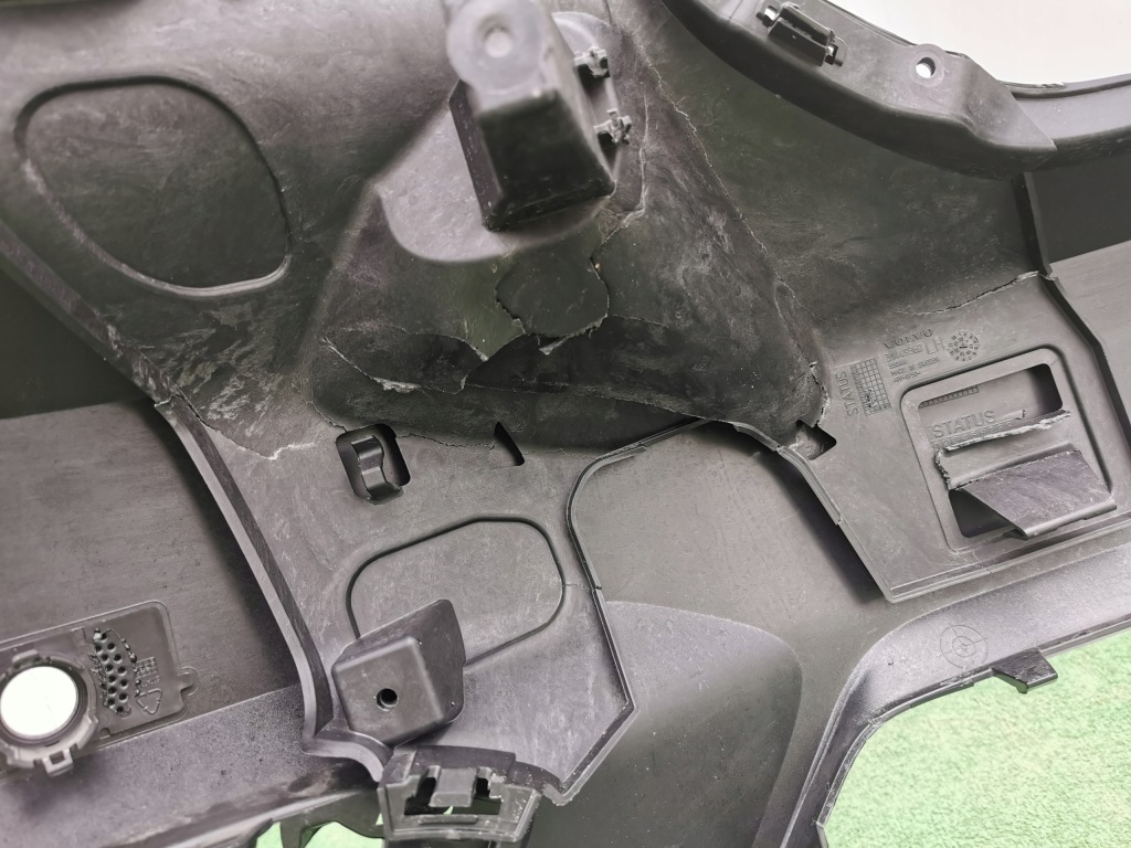Бампер перед передний volvo xc40 17- 31449359 pdc омыватель org. Недорого