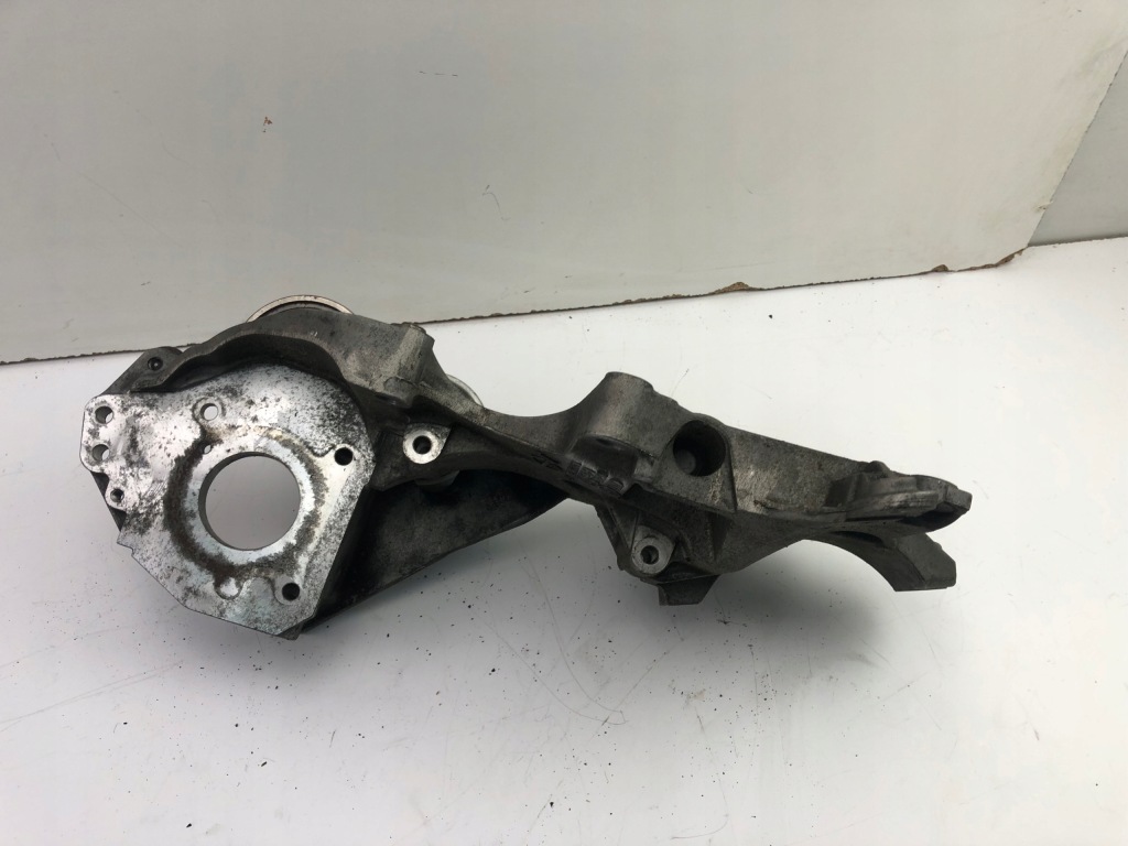 Vw seat skoda кронштейн генератора 03l903143k в Украине