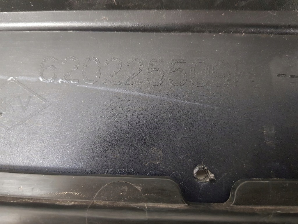 фото №10, Dacia sandero iii 3 stepway бампер передній pod радар 620225509r